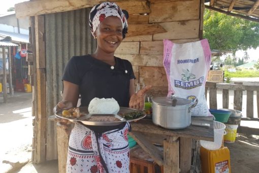 Khalima, a food trader in Tanzania, uses fortified flour to prepare meals for her customers and to feed her family. Photo: WFP/Mussa Yunus